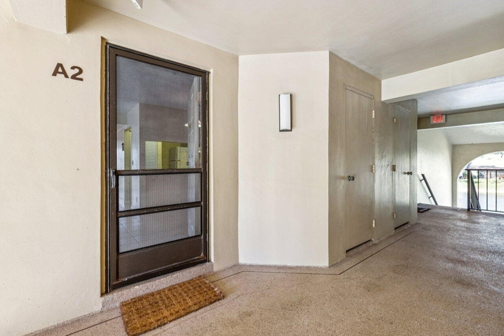 618 Sea Pine Way - Photo 0