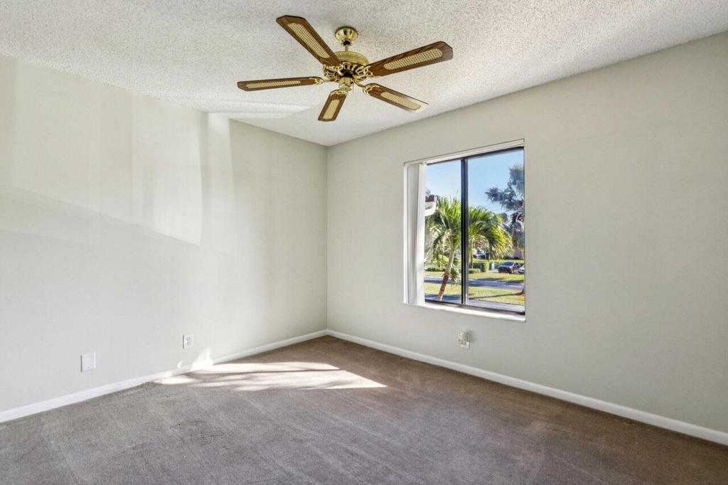 618 Sea Pine Way - Photo 14