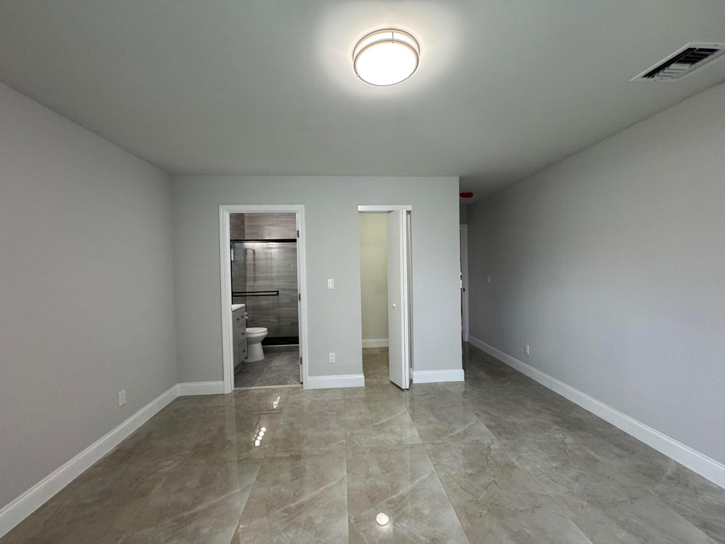 400 Ne 30th Street - Photo 11