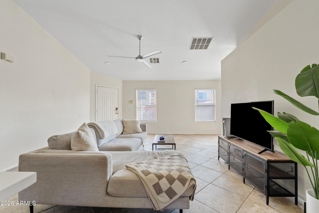 10901 W Lewis Avenue - Photo 0