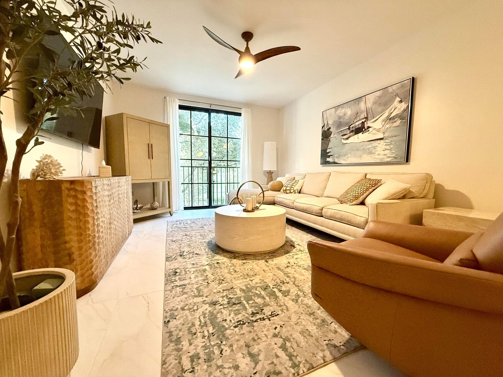 780 S Sapodilla Avenue - Photo 1