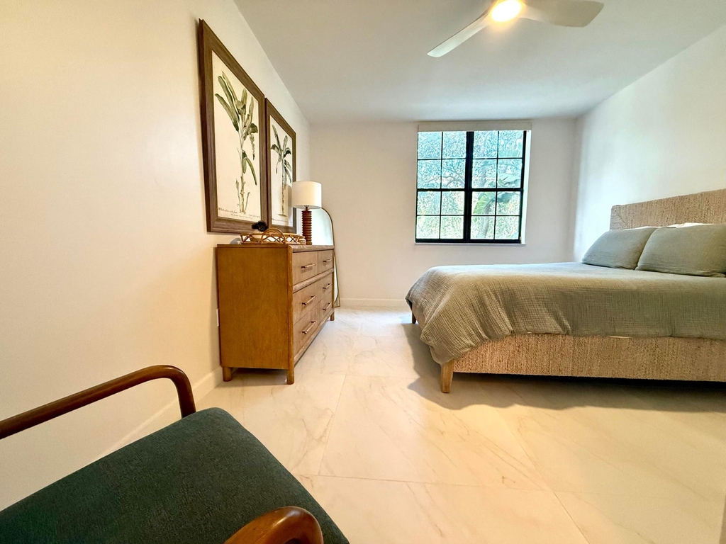780 S Sapodilla Avenue - Photo 9