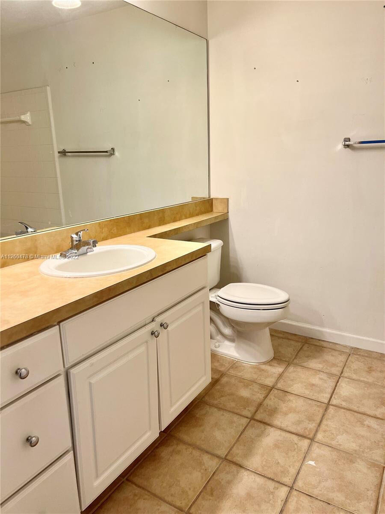 9887 Baywinds Drive - Photo 12