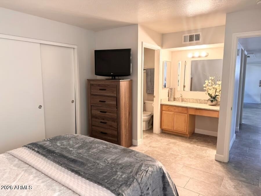 2938 N 61st Place -- - Photo 3