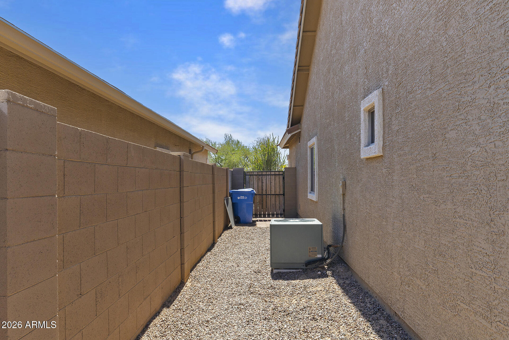 33521 N 26th Avenue - Photo 32