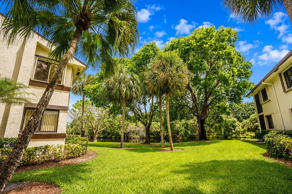 9310 Sw 23rd Street - Photo 8