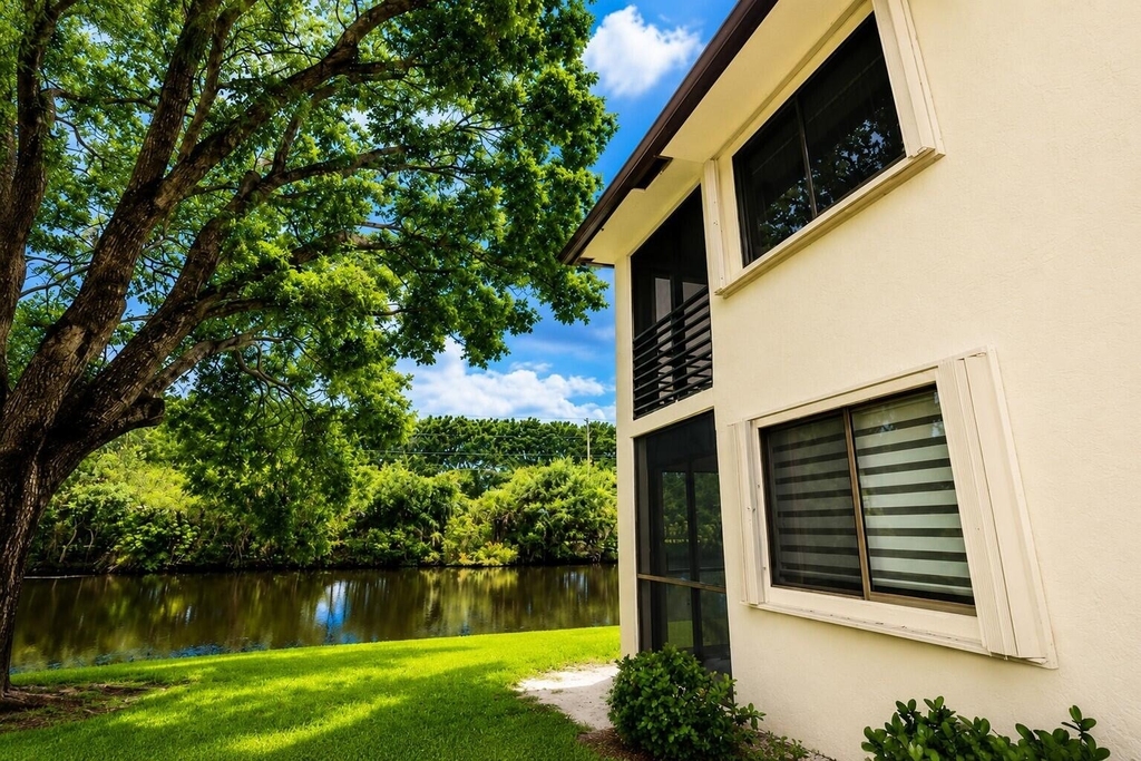 9310 Sw 23rd Street - Photo 6