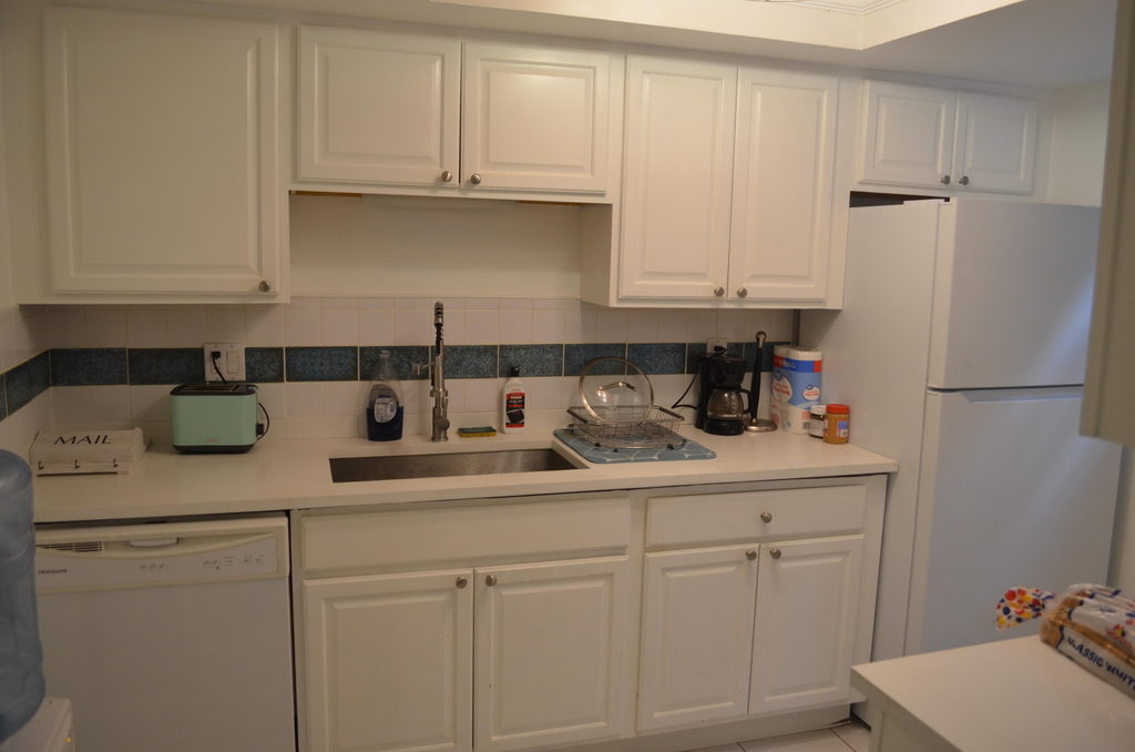658 Ne 6th Court E - Photo 2