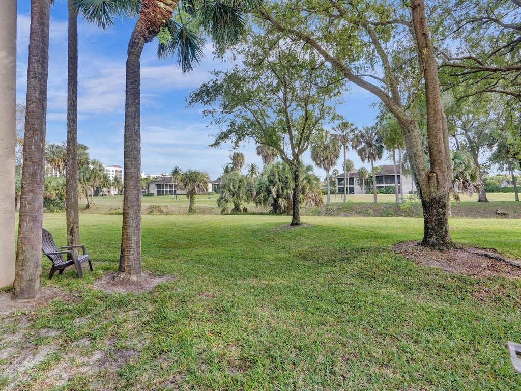 7546 La Paz Boulevard - Photo 25