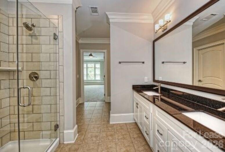 2100 Queens Road W - Photo 8