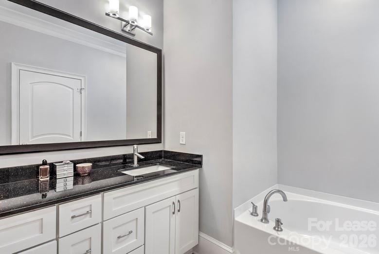 2100 Queens Road W - Photo 9