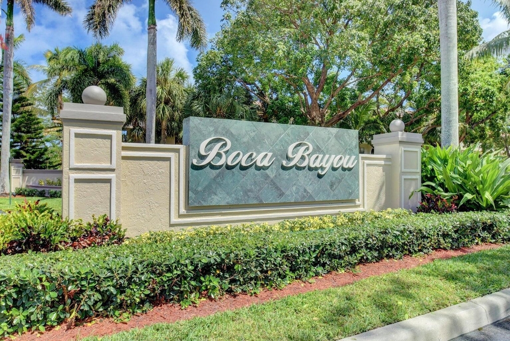 11 Royal Palm Way - Photo 27