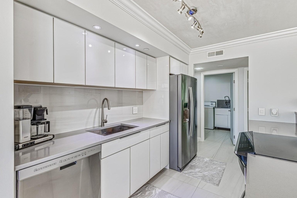 5280 N Ocean Drive - Photo 42