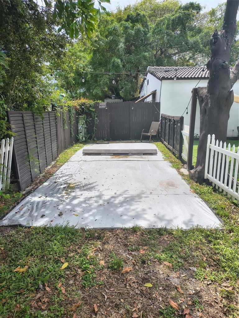 2206 Coolidge Street - Photo 0