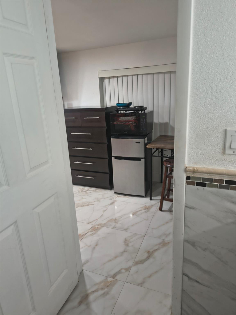 2206 Coolidge Street - Photo 7