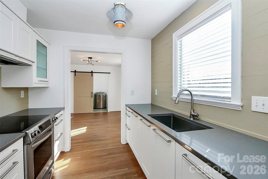 2019 Highland Street - Photo 6
