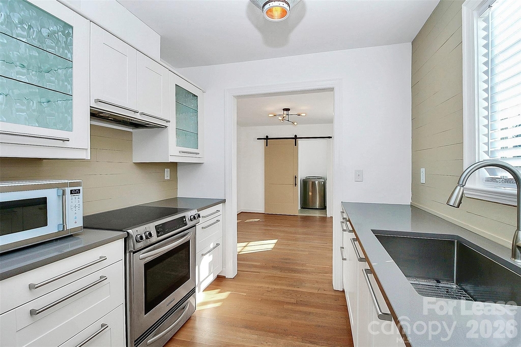2019 Highland Street - Photo 7