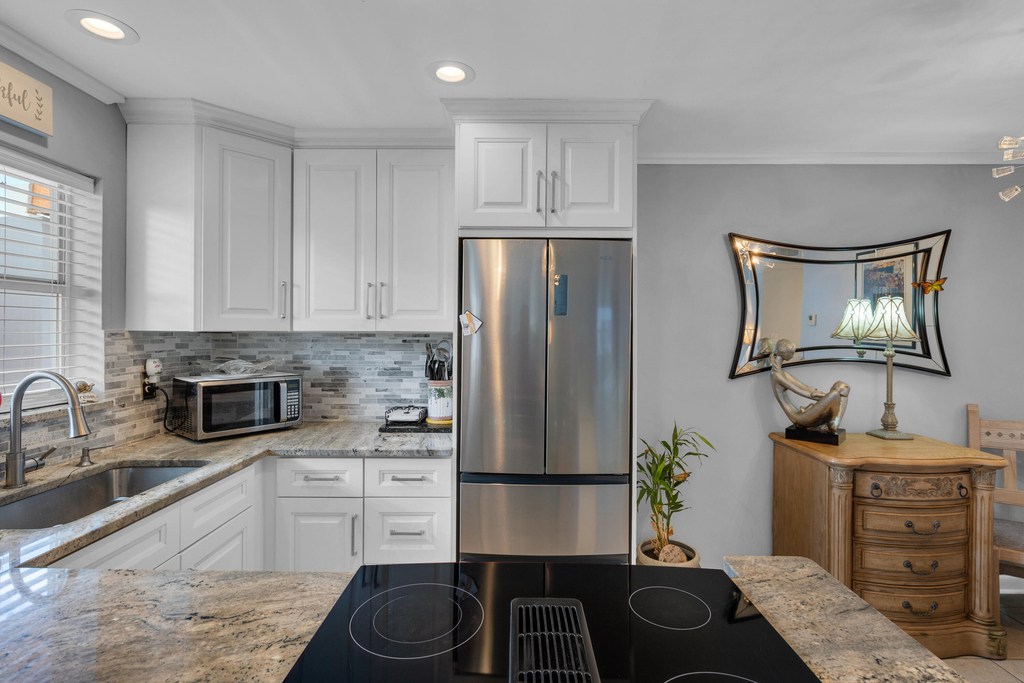 2850 Ne 14th St Causeway - Photo 25