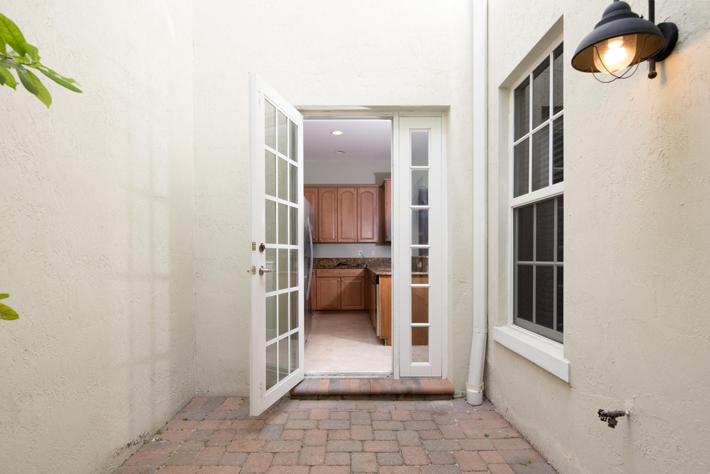 8221 Nw 8th Way - Photo 3