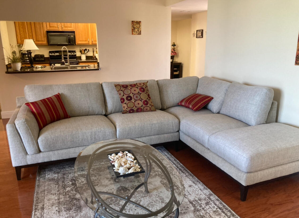 2255 Lindell Boulevard - Photo 1
