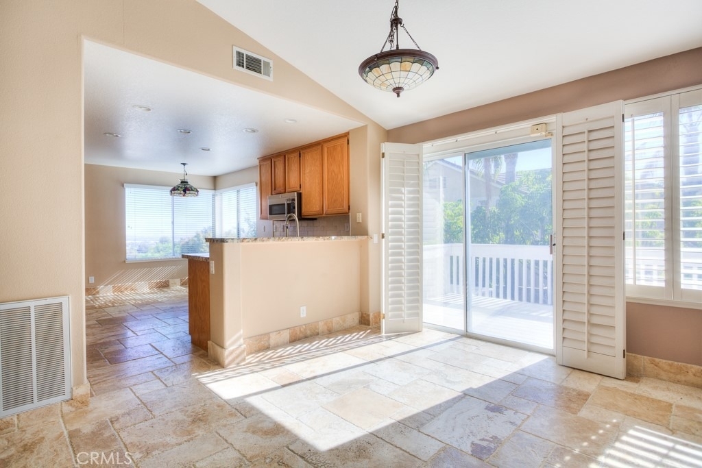 2029 Vista Del Sol - Photo 8