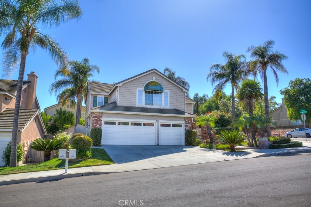 2029 Vista Del Sol - Photo 0