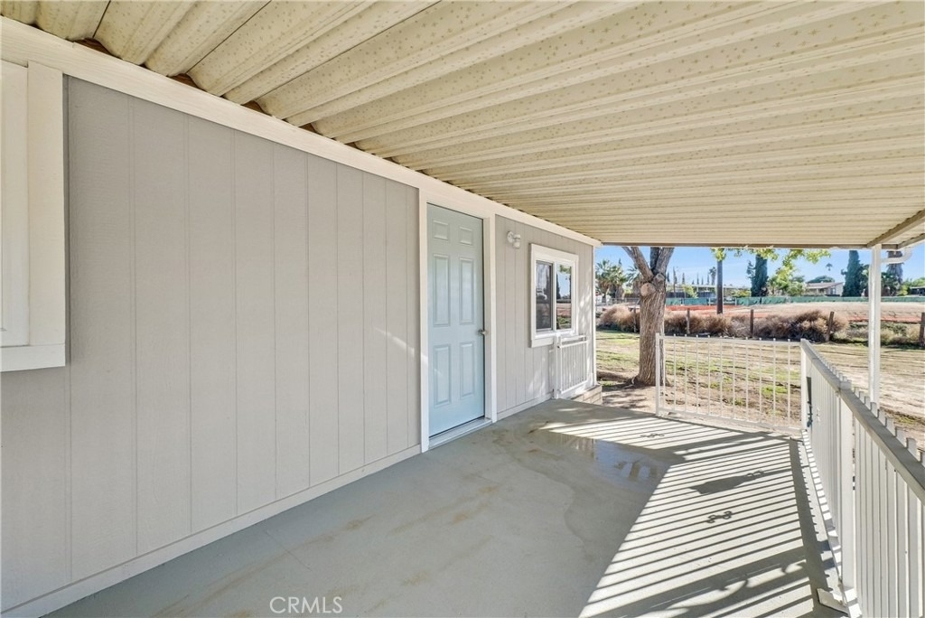 22450 Norris - House On The Back - Photo 5