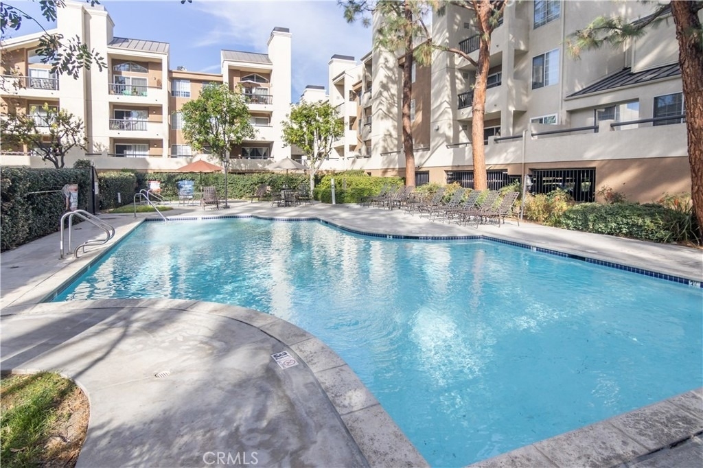 5500 Owensmouth Avenue - Photo 10