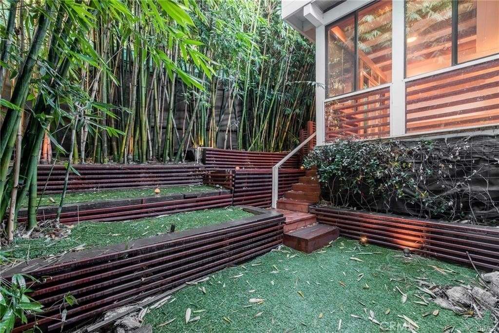 2828 Pacific View - Photo 26