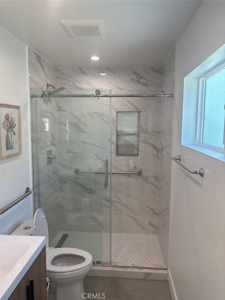 18853 Saticoy Street - Photo 4
