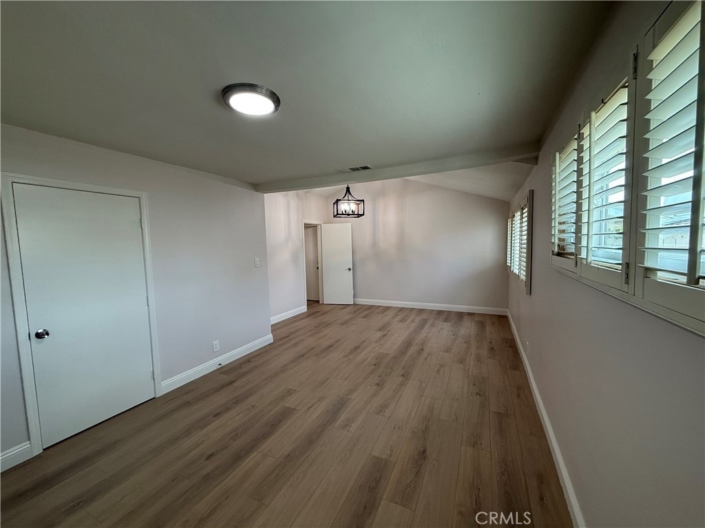 5621 Kenwood - Photo 14