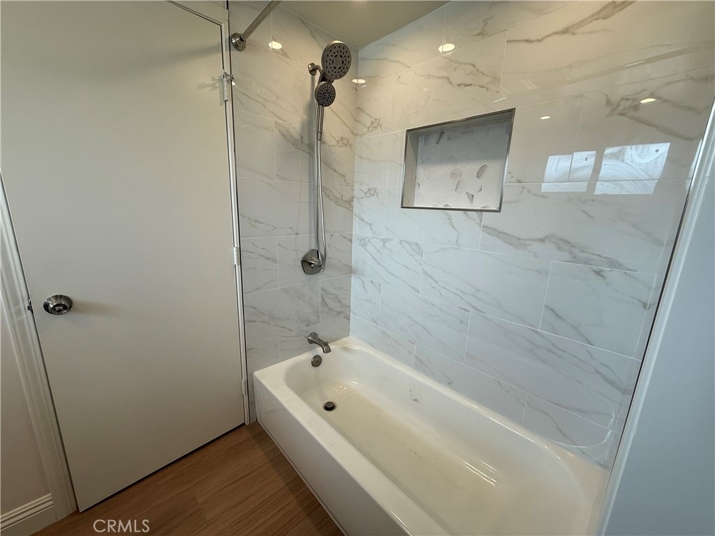 5621 Kenwood - Photo 9