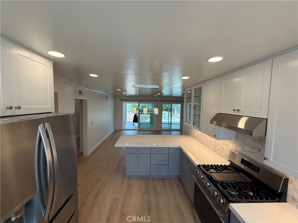 5621 Kenwood - Photo 4