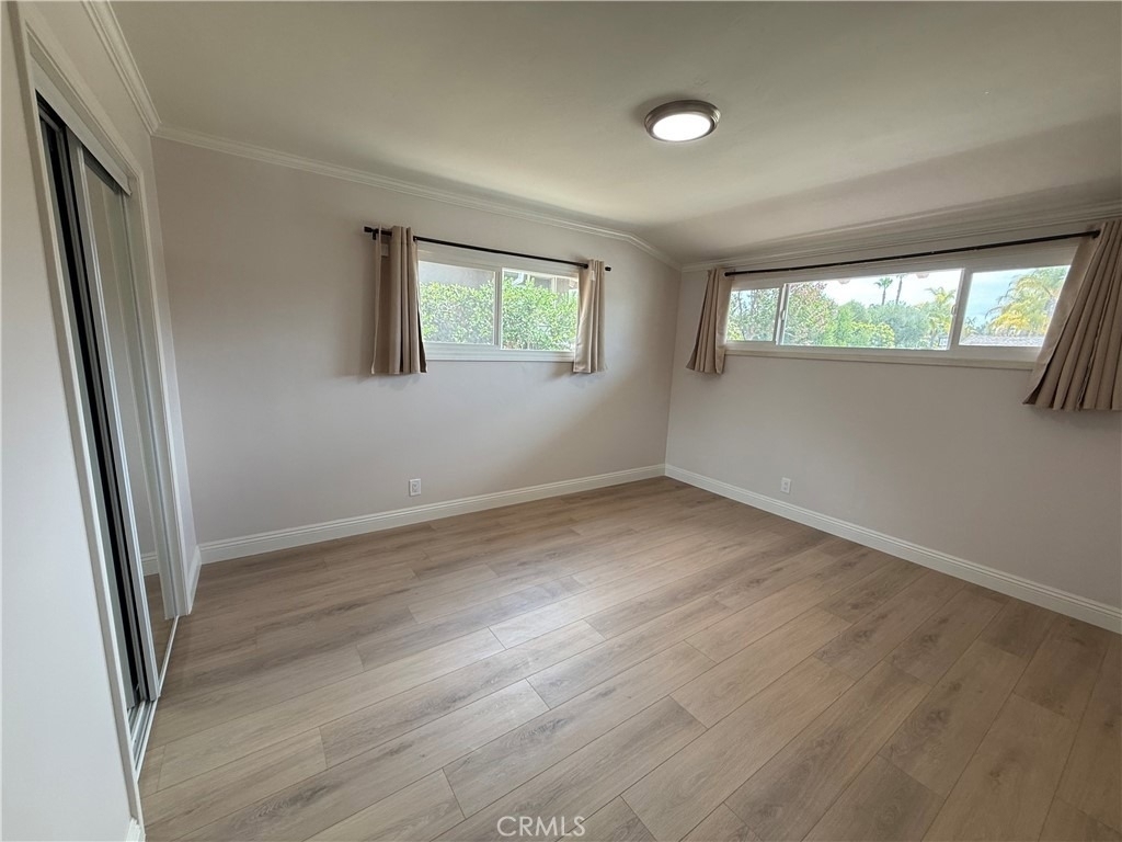 5621 Kenwood - Photo 18