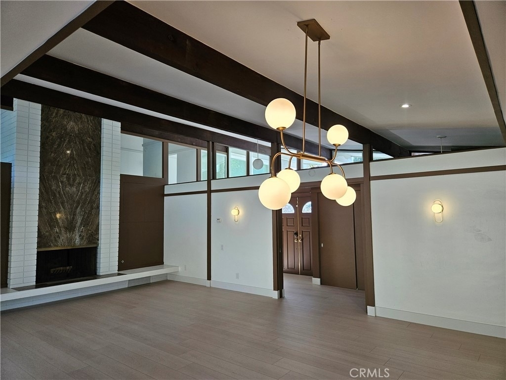 3657 Broadmoor Boulevard - Photo 10
