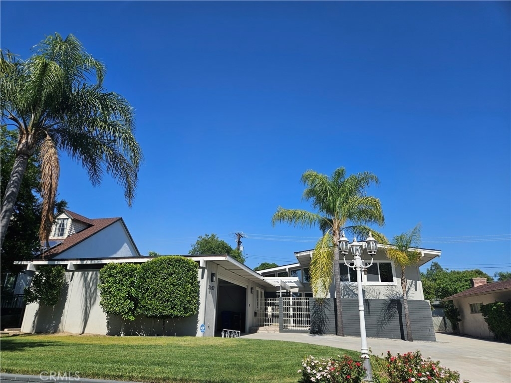 3657 Broadmoor Boulevard - Photo 0