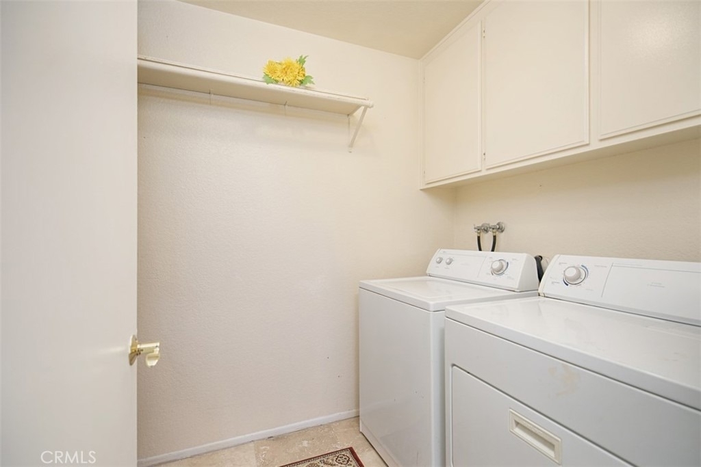 24392 Kingston Court - Photo 14