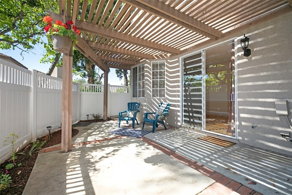 24392 Kingston Court - Photo 27