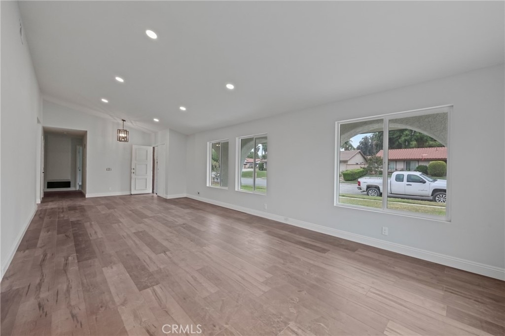 1624 Cordova Avenue - Photo 1