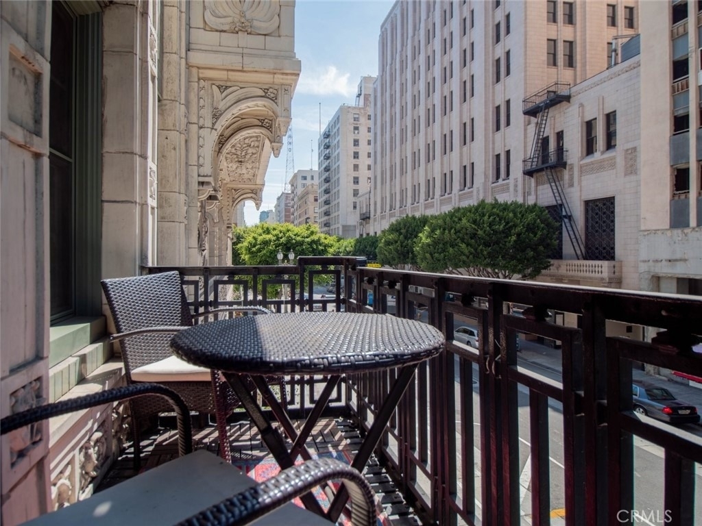 416 S Spring Street - Photo 8