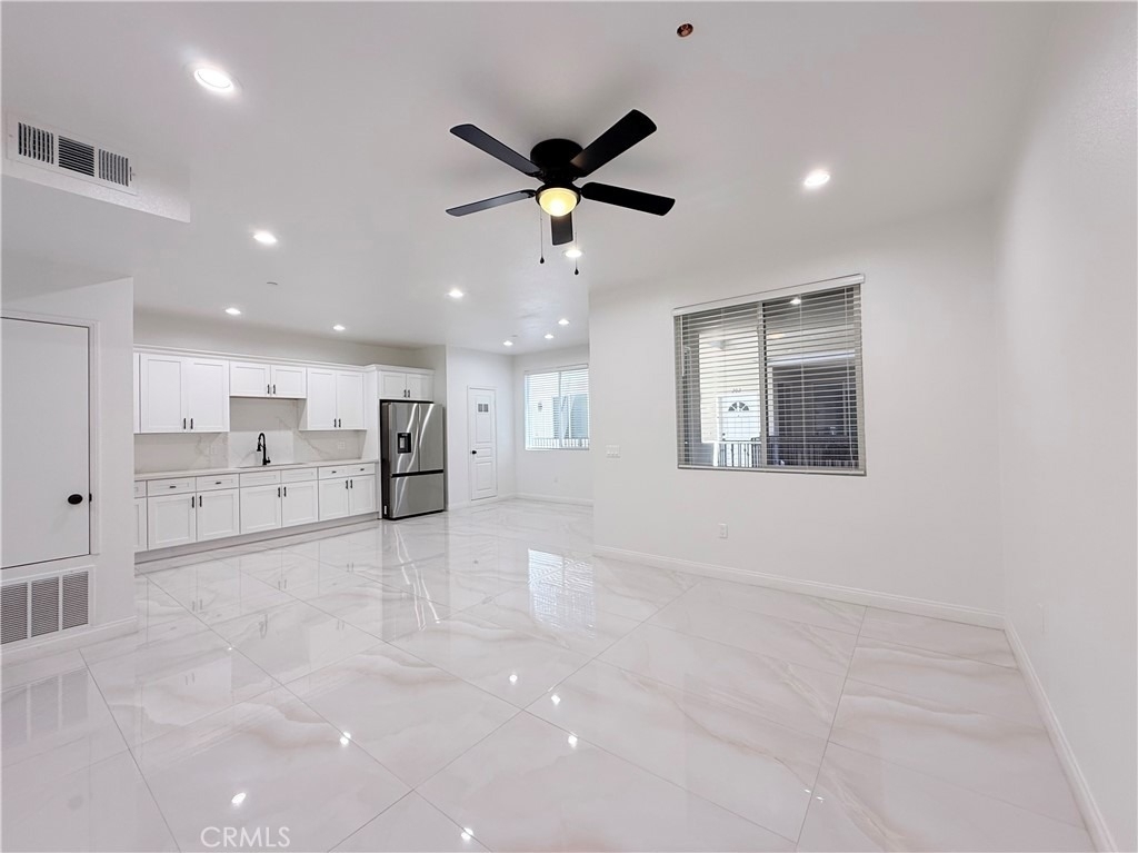 8153 Banana Avenue - Photo 7