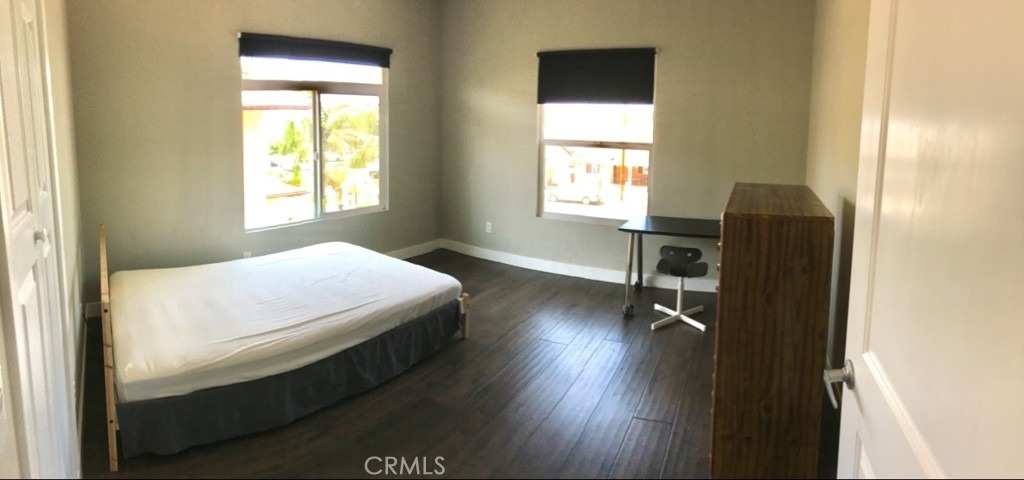 1224 W 35th Street - Photo 1