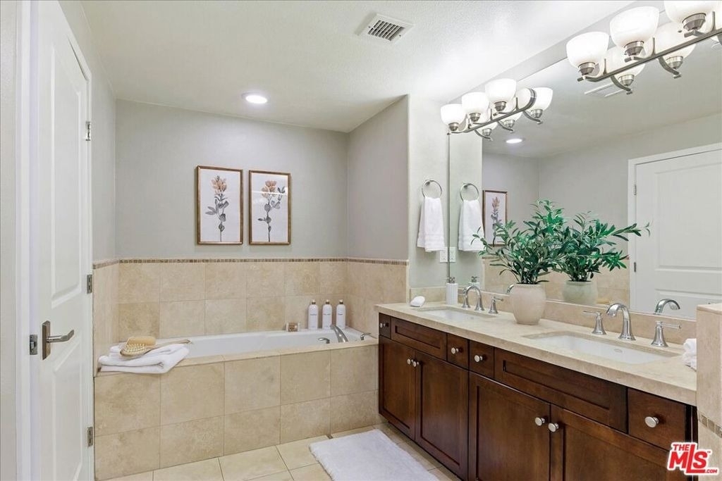 11115 Acama Street - Photo 35