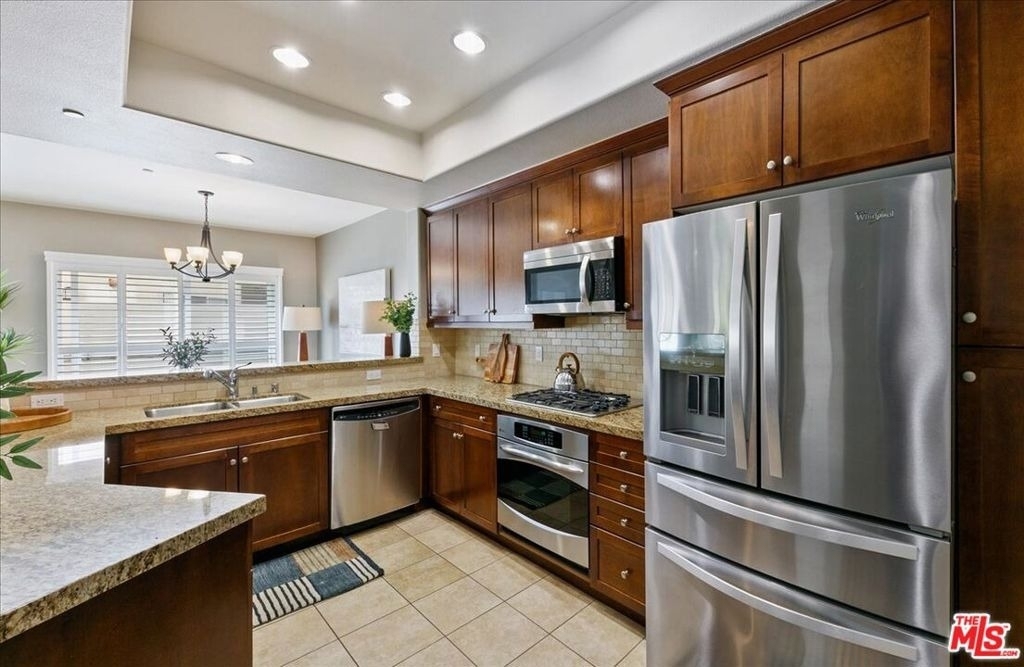 11115 Acama Street - Photo 7
