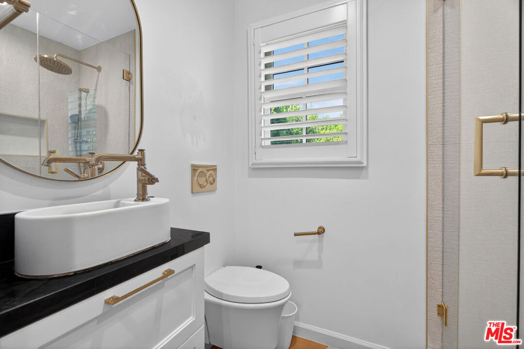 462 Warner Avenue - Photo 34