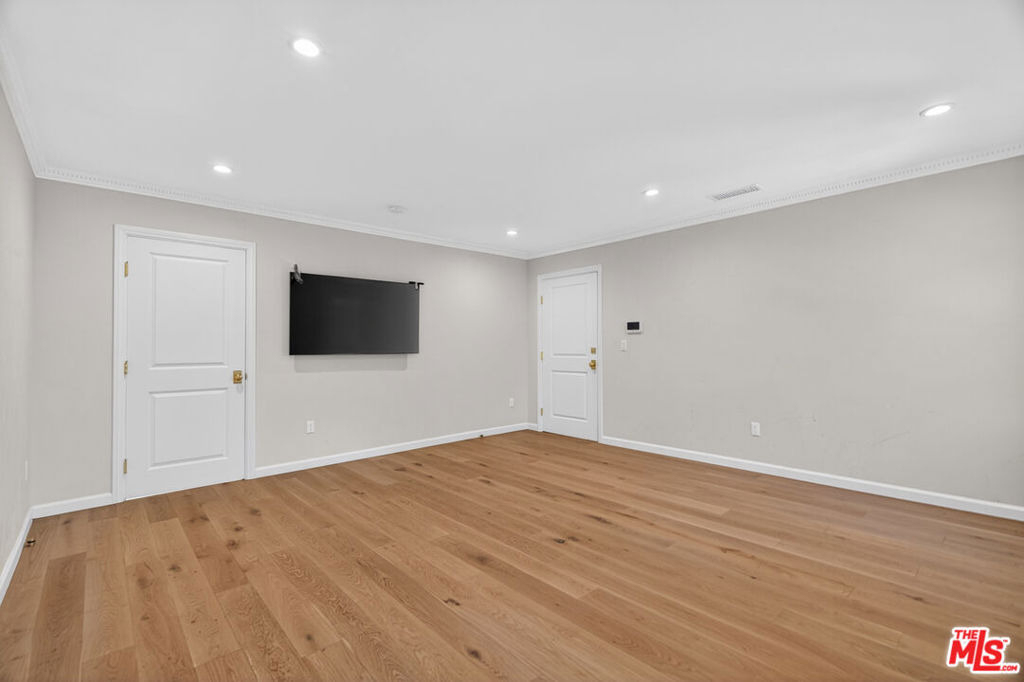 462 Warner Avenue - Photo 41