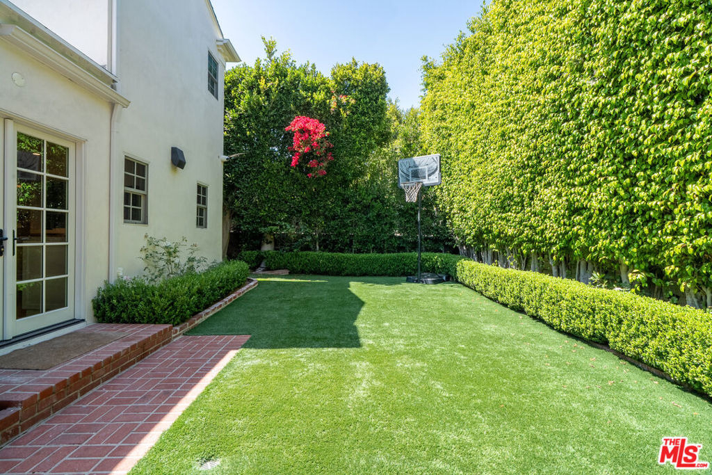 462 Warner Avenue - Photo 52