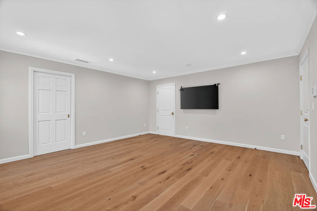 462 Warner Avenue - Photo 40