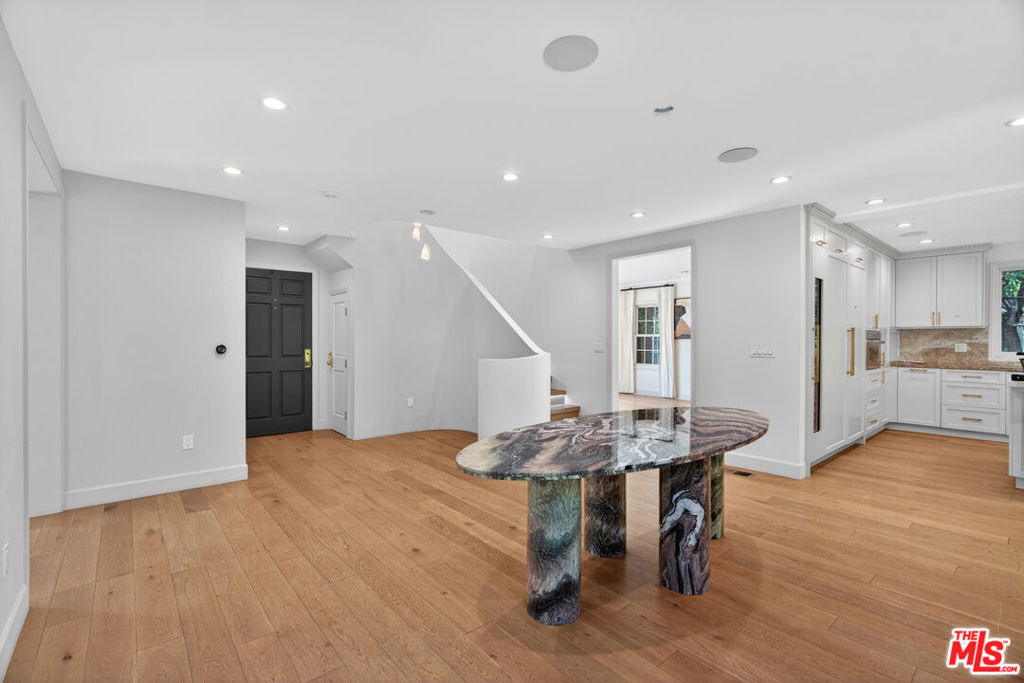 462 Warner Avenue - Photo 10