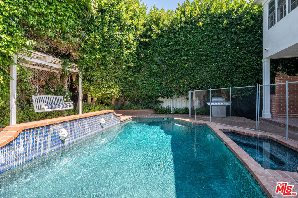 462 Warner Avenue - Photo 59